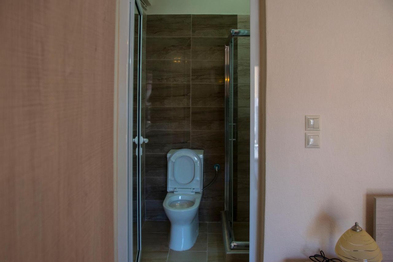 Villa Frideriki Nea Vrasna Luaran gambar
