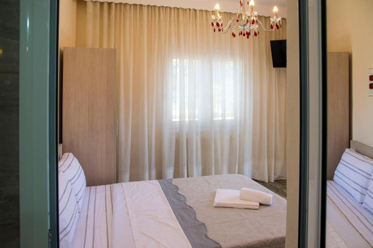 Villa Frideriki Nea Vrasna Luaran gambar