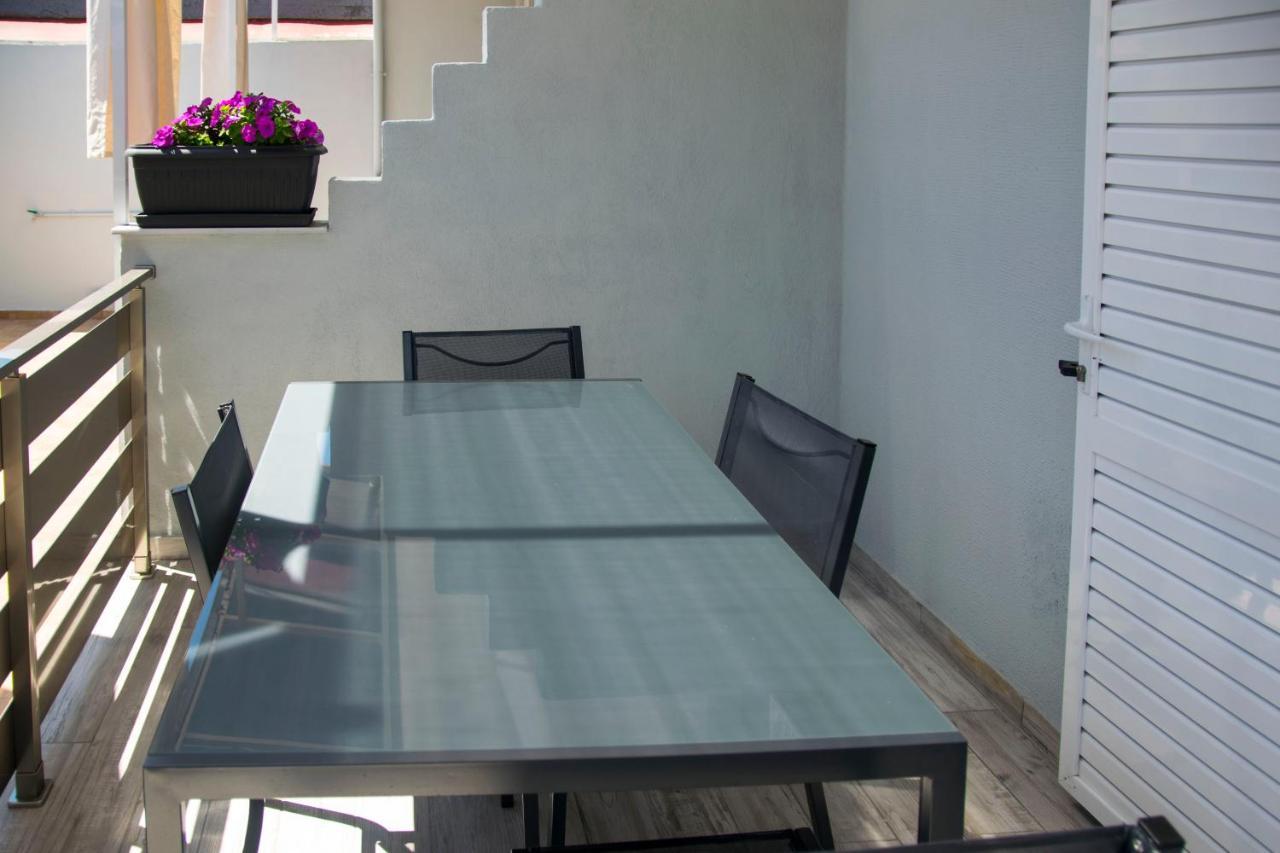 Villa Frideriki Nea Vrasna Luaran gambar